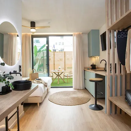 Nomad Haux Mestalla بيت ضيافة 3*