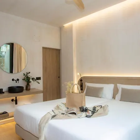 Nomad Haux Mestalla بيت ضيافة