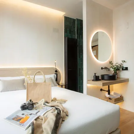 Nomad Haux Mestalla بيت ضيافة فالنسيا