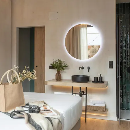 Nomad Haux Mestalla بيت ضيافة