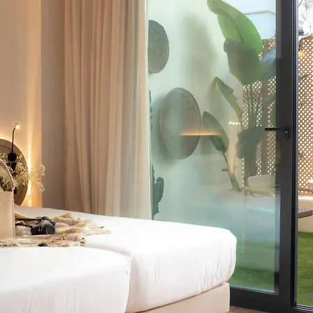 Nomad Haux Mestalla بيت ضيافة