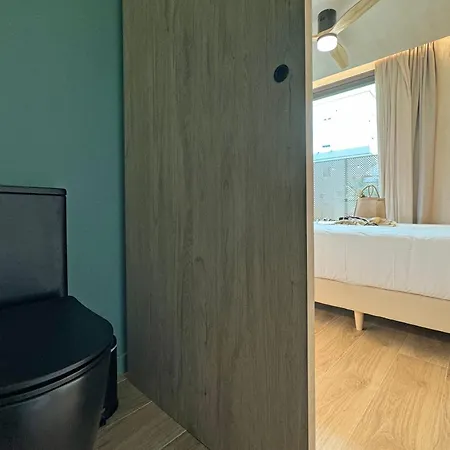Nomad Haux Mestalla بيت ضيافة فالنسيا