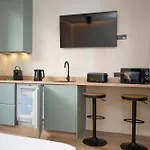 Nomad Haux Mestalla Affittacamere Valenza