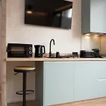 Nomad Haux Mestalla Affittacamere 3*